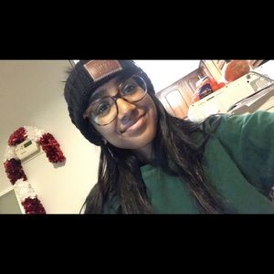 Meet your Posher, Anjali